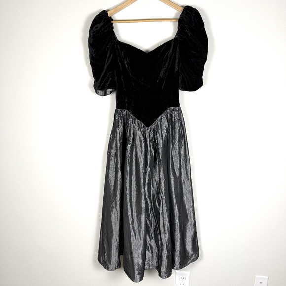 Priscilla Of Boston Velvet Puff Sleeve Princess Dress Womens Small Vintage 80s - Picture 2 of 12